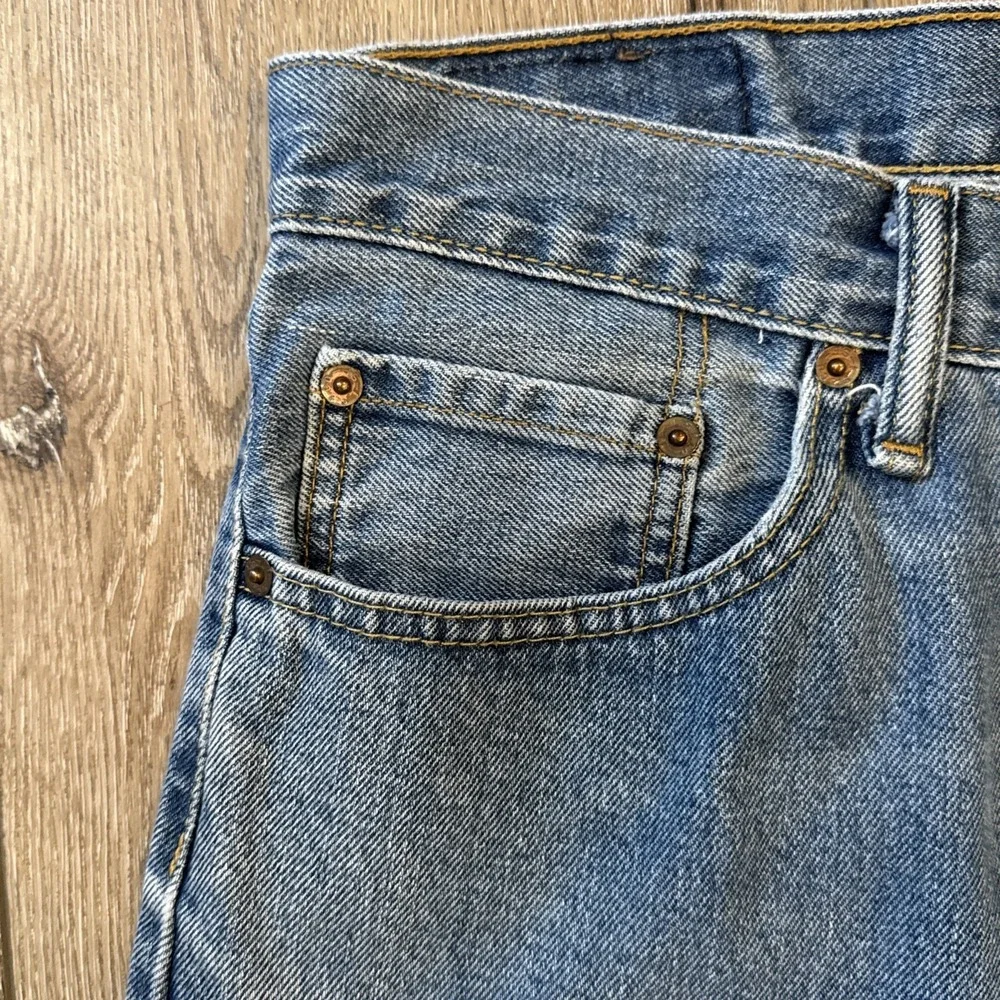 Levi's 505 Straight Fit Denim Jeans Mens 36x29 Darker‎ Wash 5 Pocket 100% Cotton